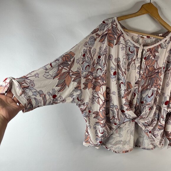 Free People Womens Blouse Top Size Large Keepin On Printed Cream Floral Boho - Picture 4 of 11